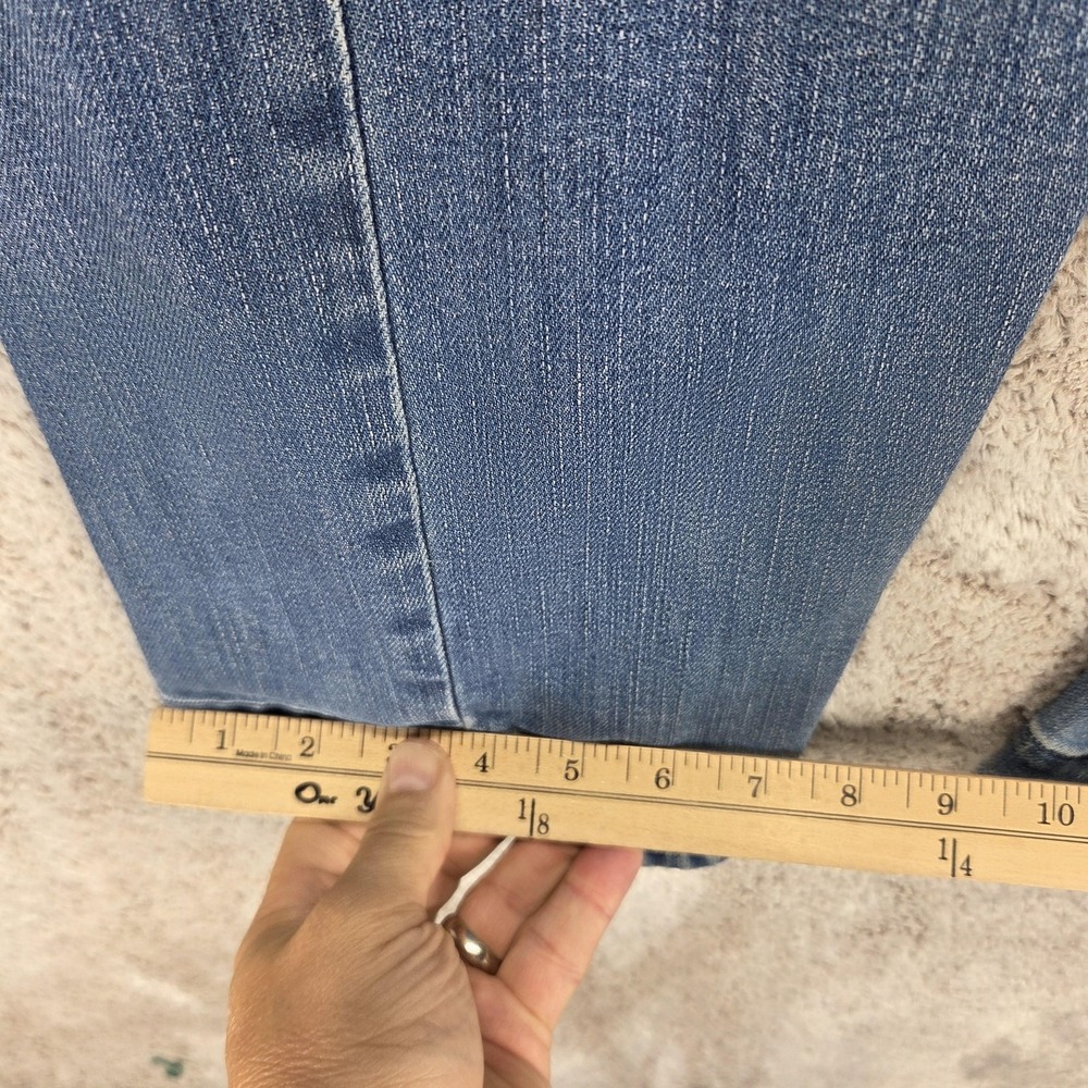 Vintage Levis Engineered Jeans Mens Blue Twisted Medium Wash Zip Fly Fits 26x30 - Picture 5 of 16